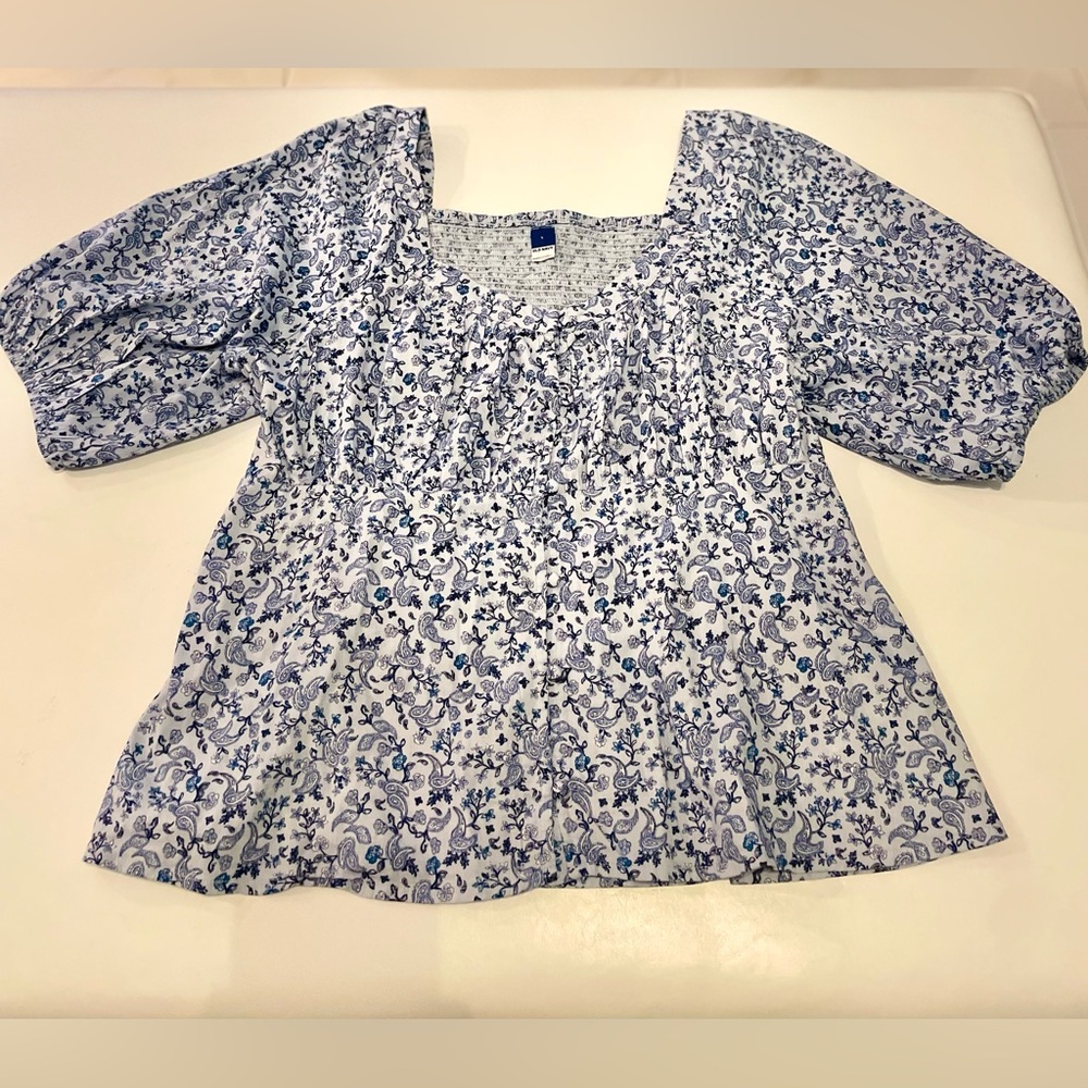 Old Navy NWT puff sleeve top